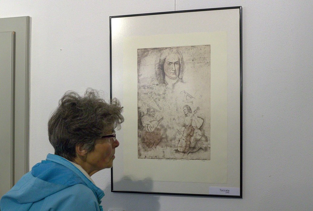 IMG-7000