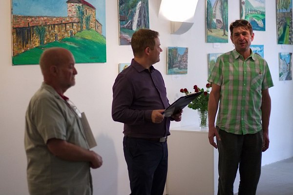 IMG-8185